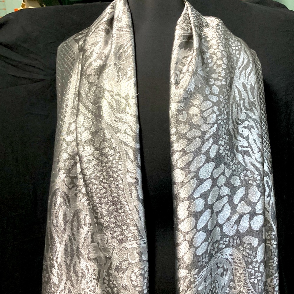 Black and silver scarf